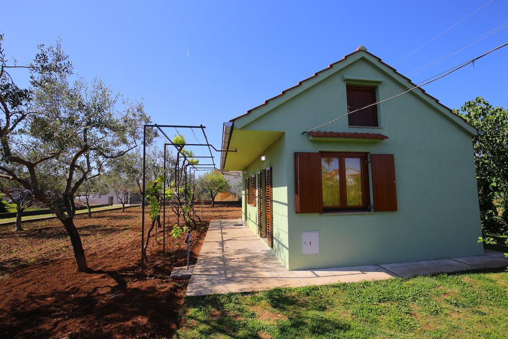 Holiday Home Zemljak Sukošan Esterno foto