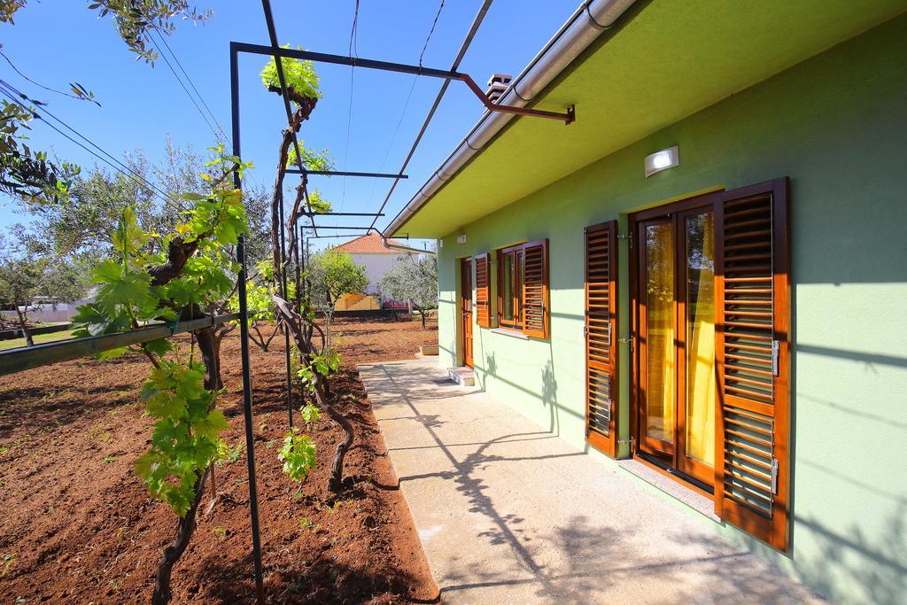 Holiday Home Zemljak Sukošan Esterno foto