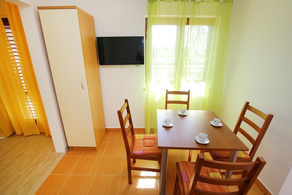 Holiday Home Zemljak Sukošan Esterno foto